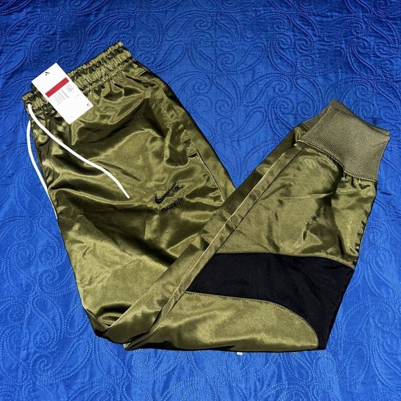 Nike Sportswear Big Swoosh Therma-Fit Reversible Bomber SET DD6055-326 LARGE - Picture 5 of 8